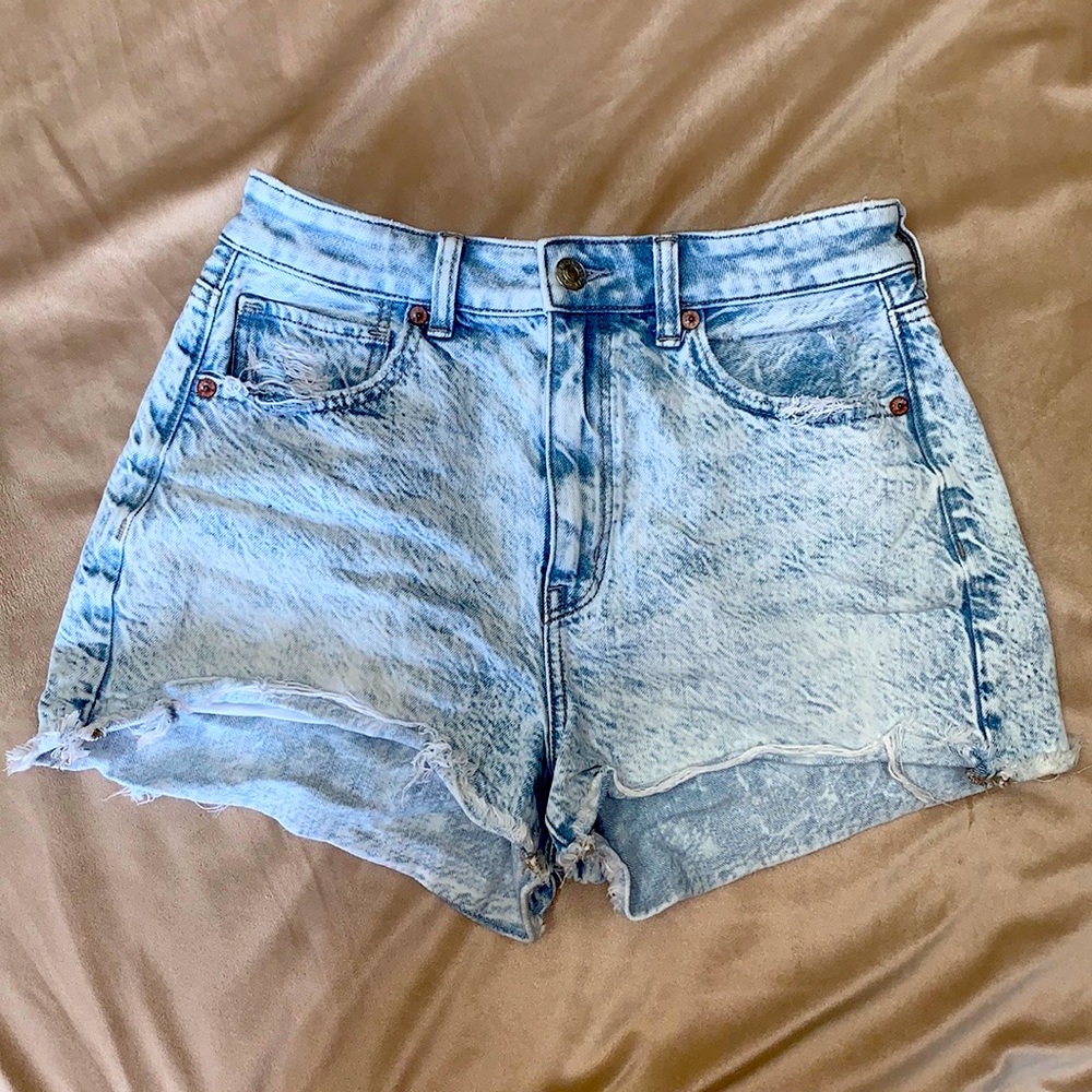 AE Mom Shorts